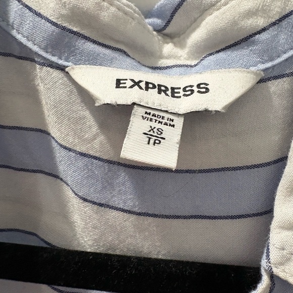 Express Top - Picture 2 of 2